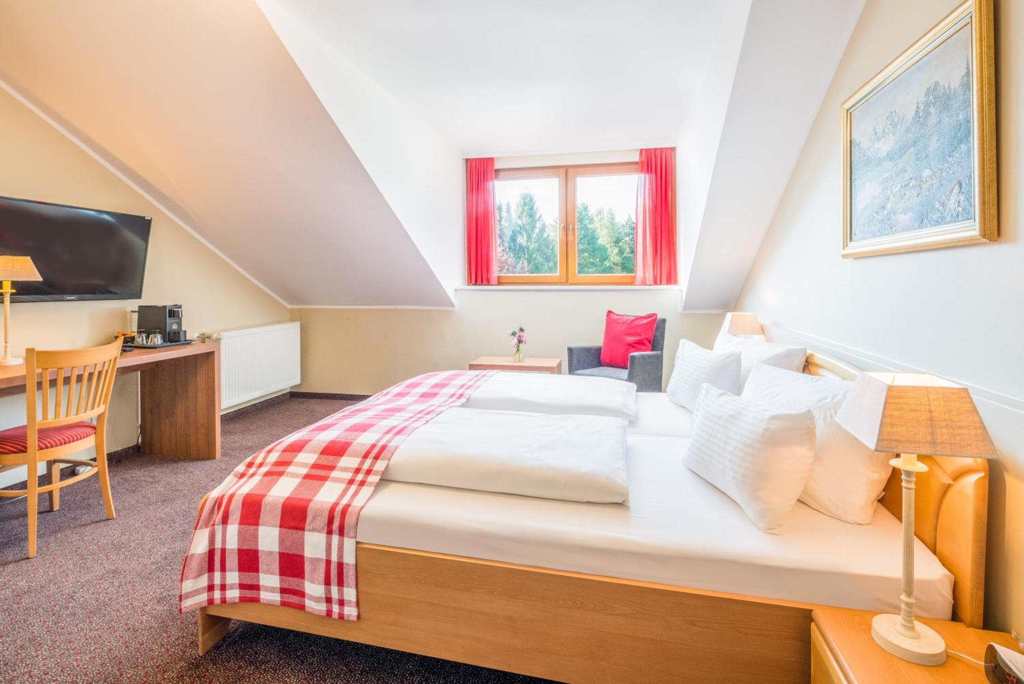 Best Western Hotel Brunnenhof Вайберсбрун Екстериор снимка