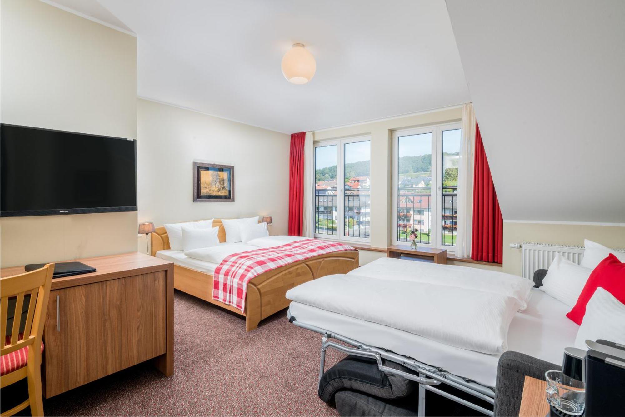 Best Western Hotel Brunnenhof Вайберсбрун Екстериор снимка